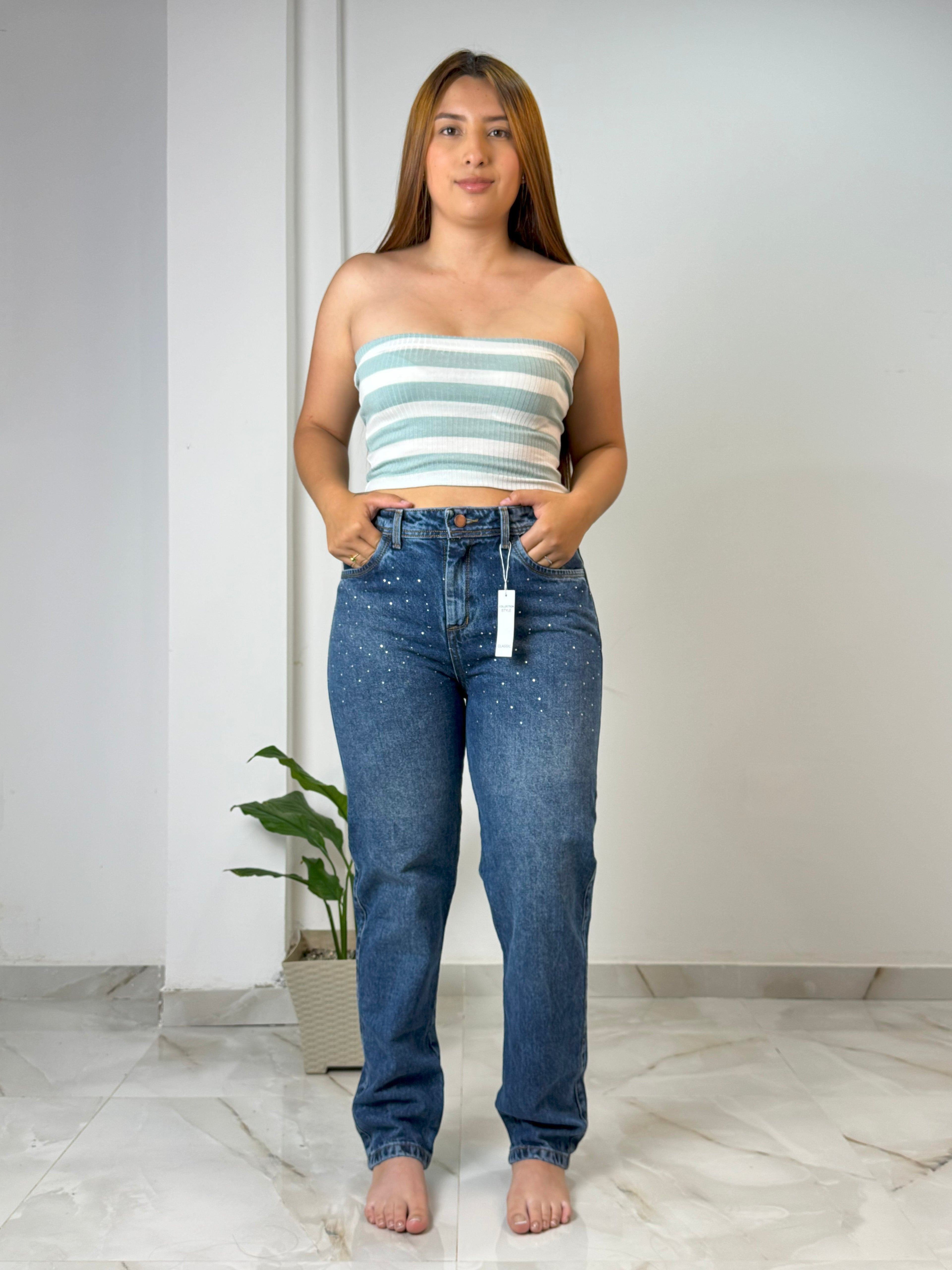 Jean "Mom Fit" con Brillos