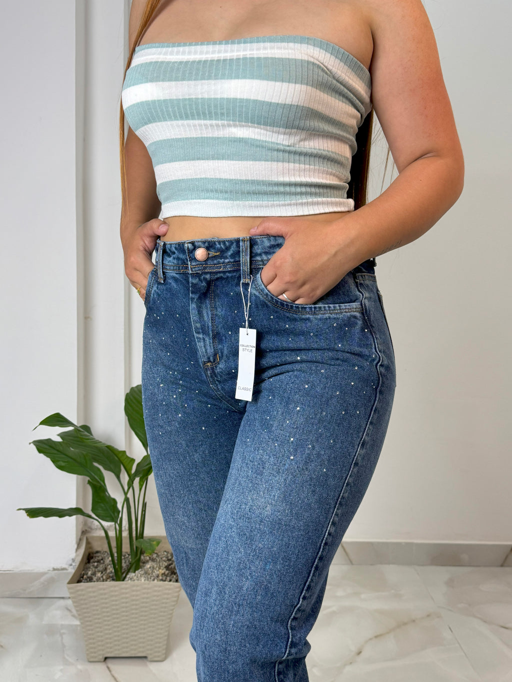 Jean "Mom Fit" con Brillos